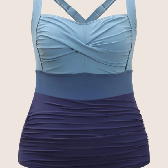 BloomChic Contrast Twist Front Skinny One Piece Swimsuit - Picture 4 of 4